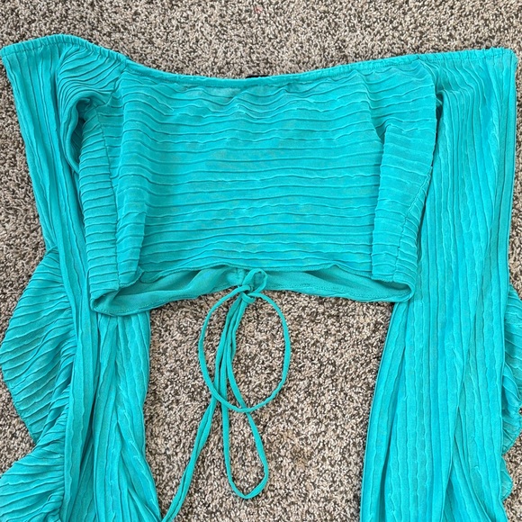 Zara Turquoise Ruched Crop Top - Picture 5 of 6